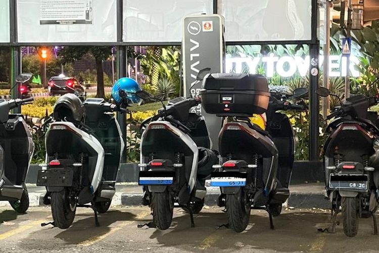 Pengalaman Pakai Motor Listrik, Ini Kata Pengguna