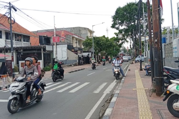 Tips Bikin Perjalanan Jadi Nyaman: Selalu Tertib dan Berempati