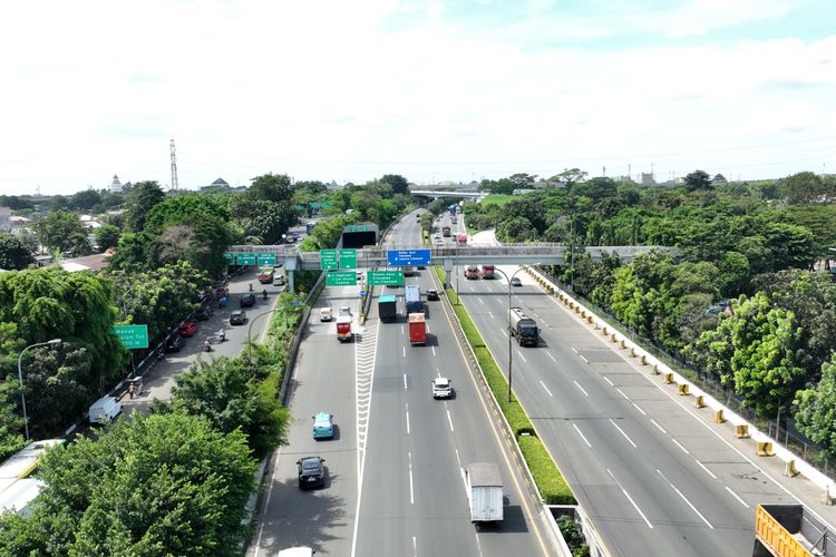 Akses Terowongan Tol Kampung Rambutan Mulai Dibuka Bertahap