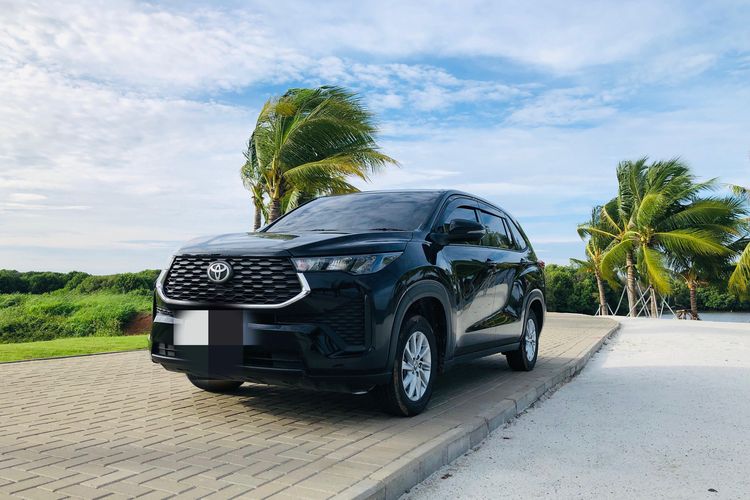 Plus Minus Toyota Innova Zenix non Hybrid Versi Pemakai