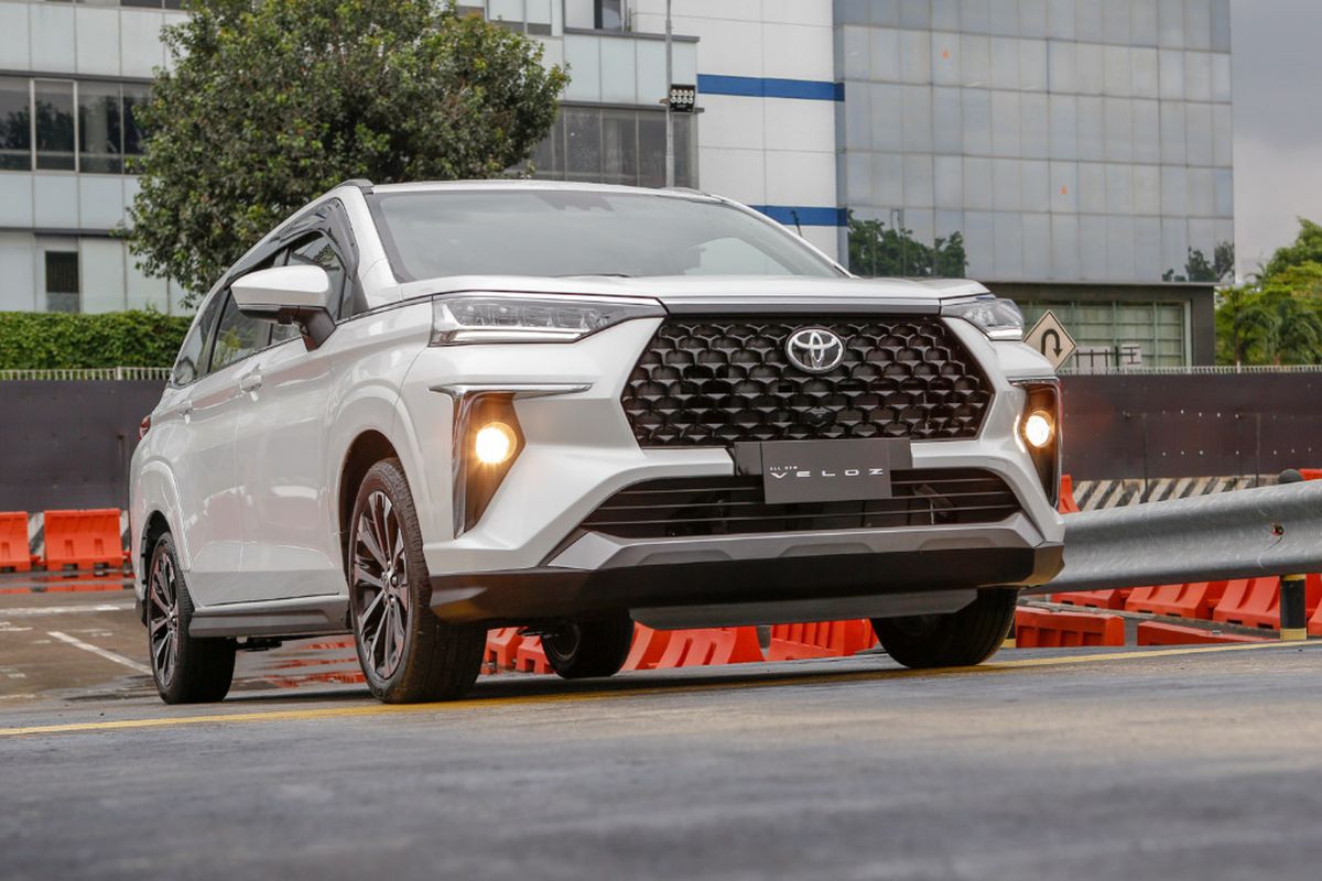 Toyota Veloz Bensin Disuntik Mati, Simak Harga Bekasnya