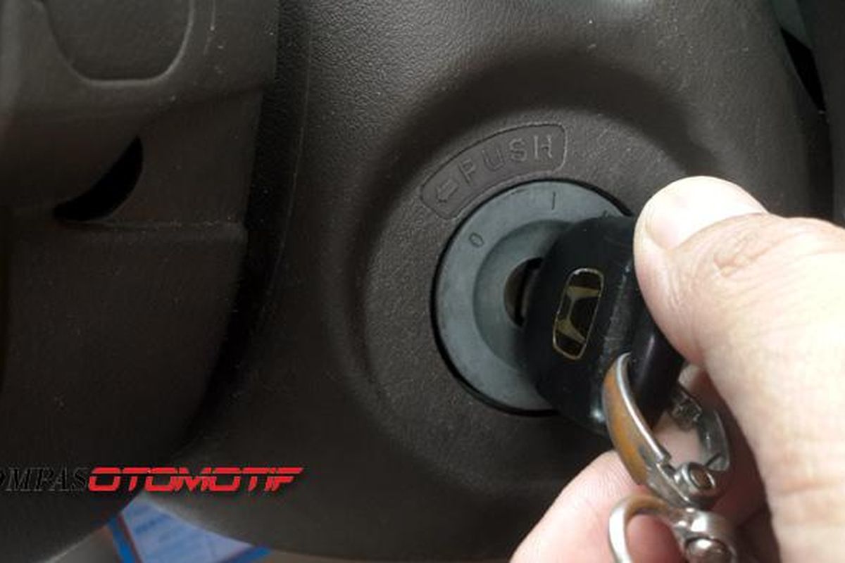 Tak Selalu karena Aki, Ini Penyebab Mobil Sulit Distarter