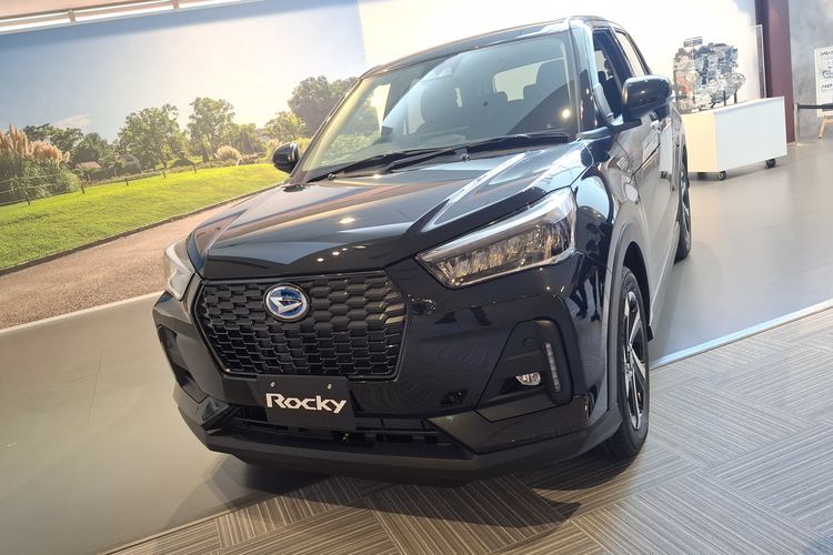 Daihatsu Rocky Hybrid Siap Masuk Garasi Konsumen Indonesia Bulan Depan