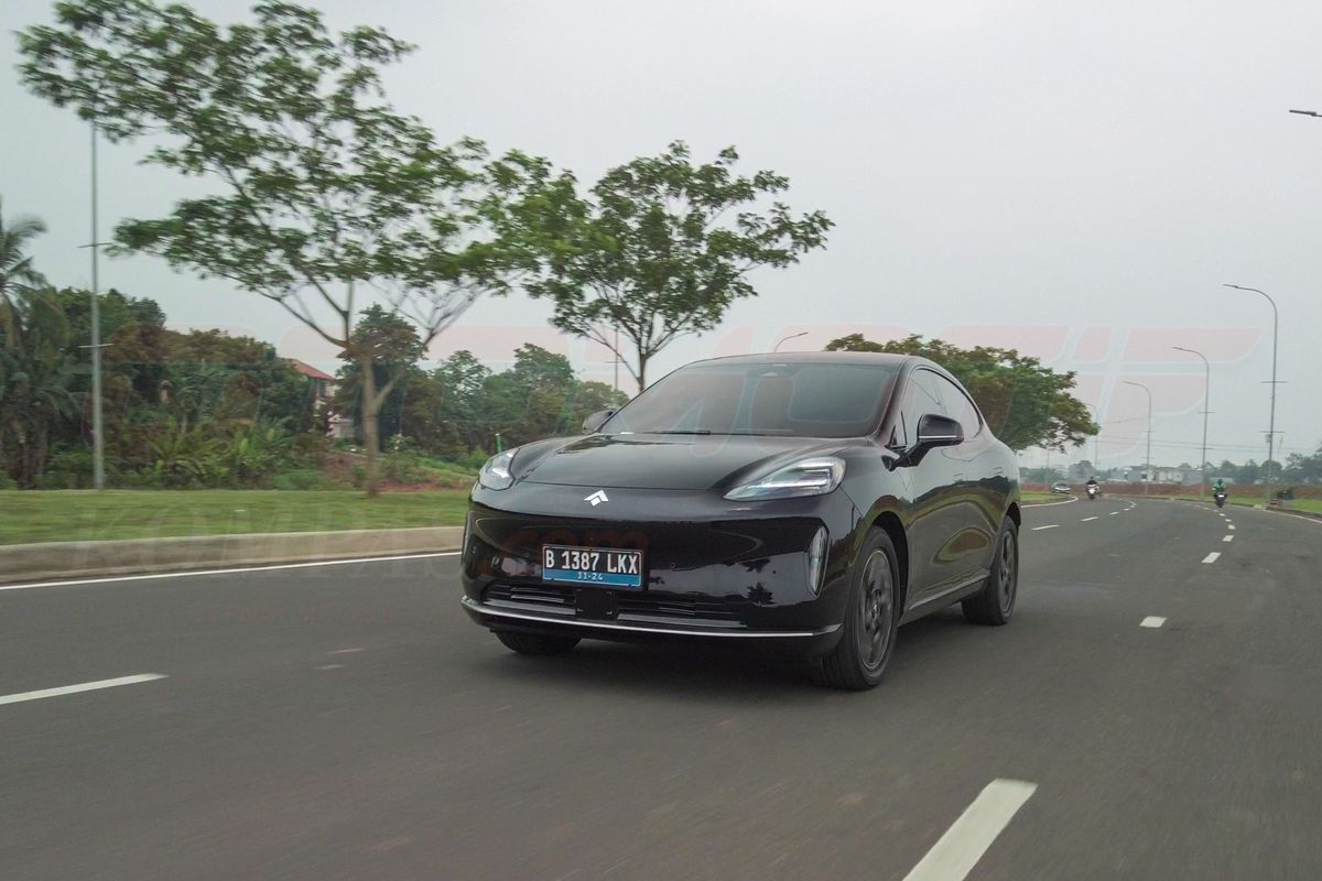 Simulasi Kredit Mobil Listrik Hyptec HT