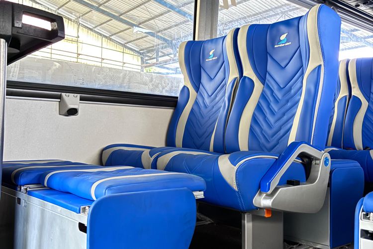 Bus Baru PO Sumber Alam, Pakai Bodi Legacy SR3 FE dengan Konsep Baru