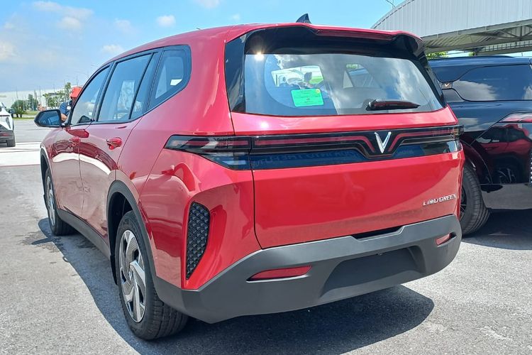 VinFast Targetkan Pasar Mobil 7 Penumpang di Indonesia