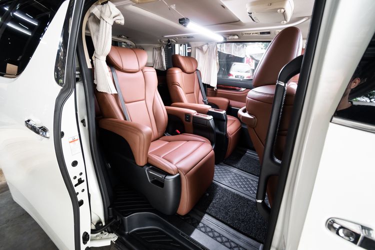 Indoleather Bogor: Upgrade Captain Seat Dengan Legrest