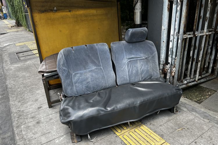 Bengkel Lokal Juga Bisa Bikin Jok Model Balap