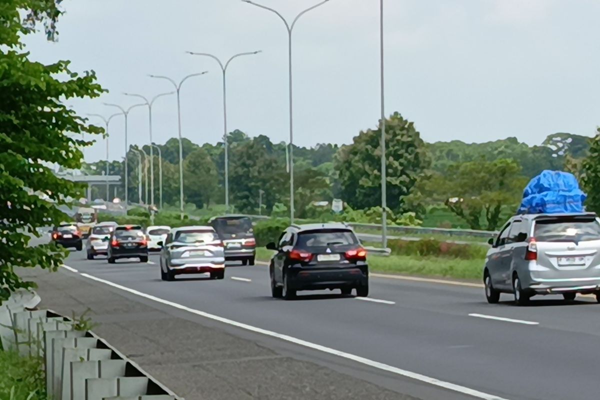 One Way Tol Cipali Masih Berlaku, 26.000 Kendaraan Mengarah ke Jakarta