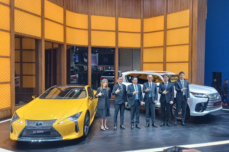 Lexus Indonesia Luncurkan LC 500h dan LX 700h di GIIAS 2025