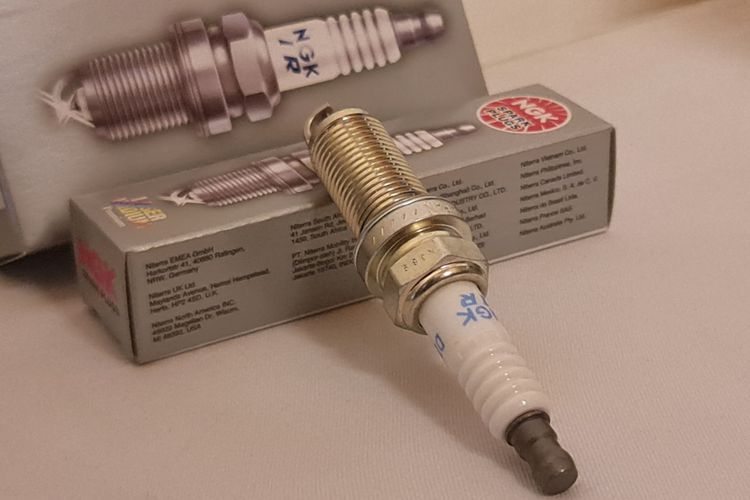 Kecil tapi Vital, Kenali Fungsi Busi, Jenis, dan Materialnya