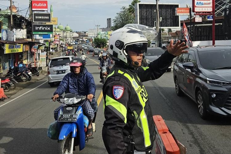 Nataru 2025/2026, Motor Menuju Puncak Dialihkan Lewat Jalan Batutulis