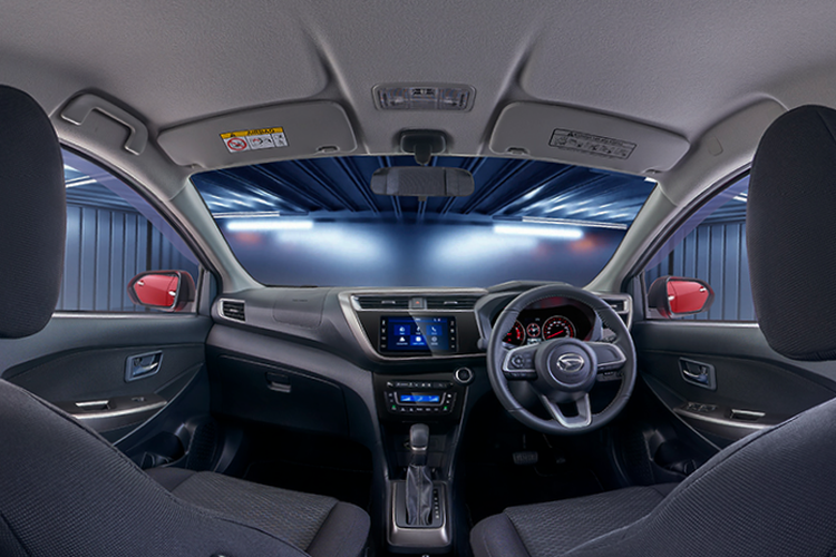 Sama-sama City Car, Ini Bedanya Daihatsu Sirion dengan Rival