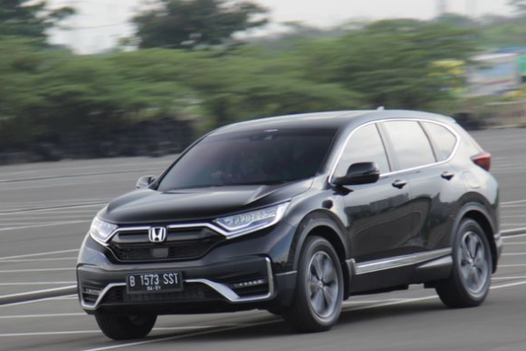 Honda CR-V Jadi Pilihan Musisi Danilla? Ini Alasannya