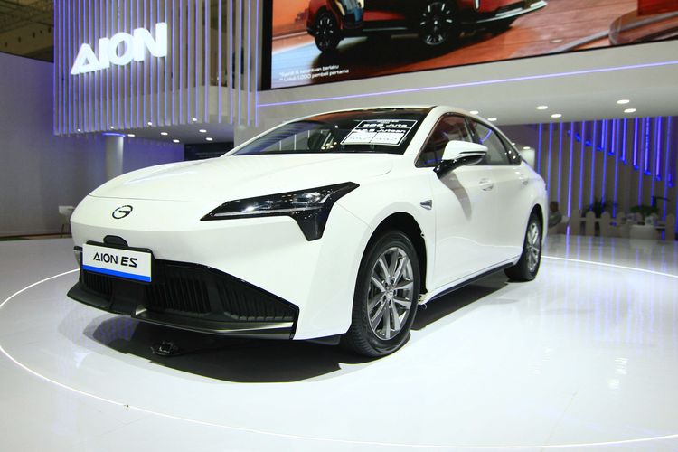 Apa Kabar Sedan Listrik Aion ES?