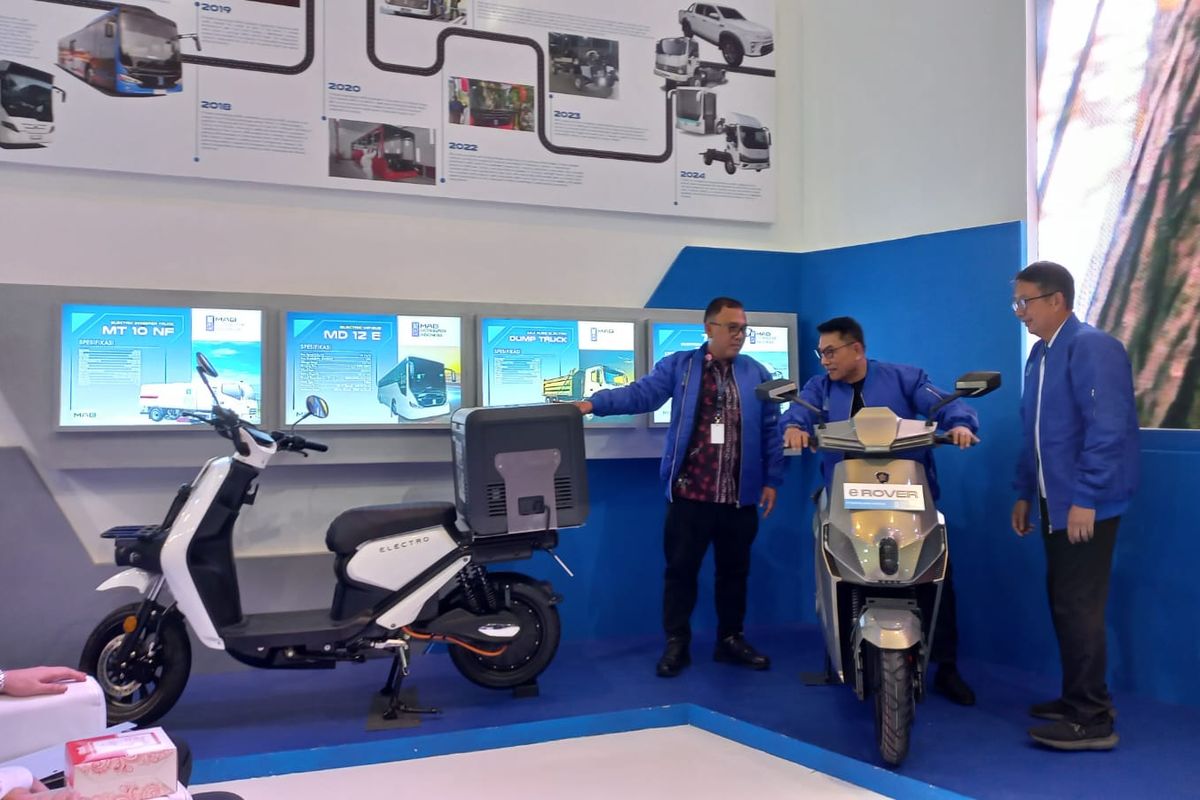 MAB Luncurkan Dua Motor Listrik Electro di PEVS 2025