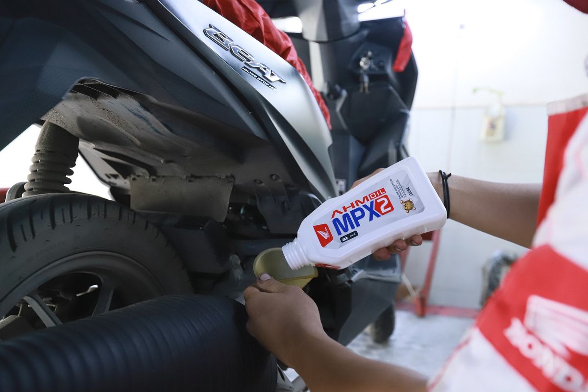 Cek Oli Bukan Sekadar Formalitas, Ini Sinyal Mesin Minta Ganti Pelumas