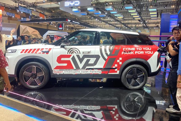 Jaecoo J7 SHS-P Punya Fitur SIVP: Bisa Parkir Otomatis dan Jemput Pengemudi