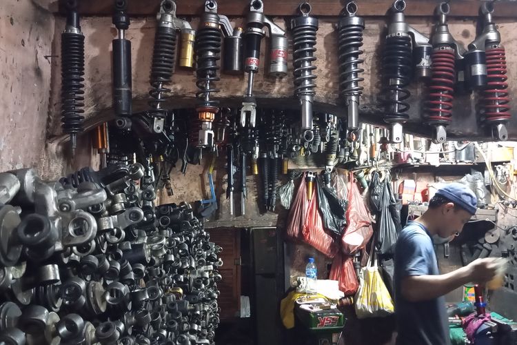 Mengenal Istilah Rebound dan Preload pada Suspensi Motor