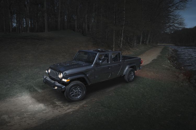 Modifikasi Wrangler dan Gladiator Film "Mission: Impossible"