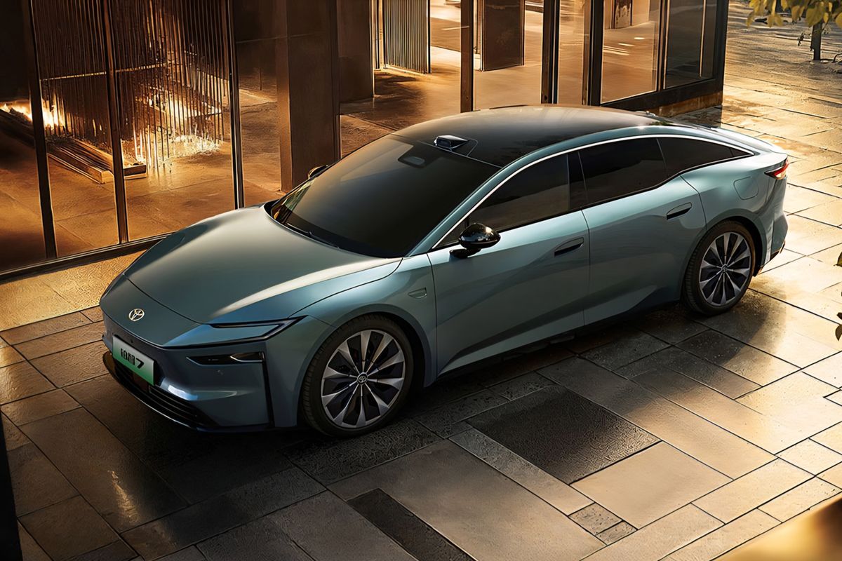 Sedan Listrik Toyota bZ7 Meluncur Tahun Ini, Harga Diklaim Terjangkau