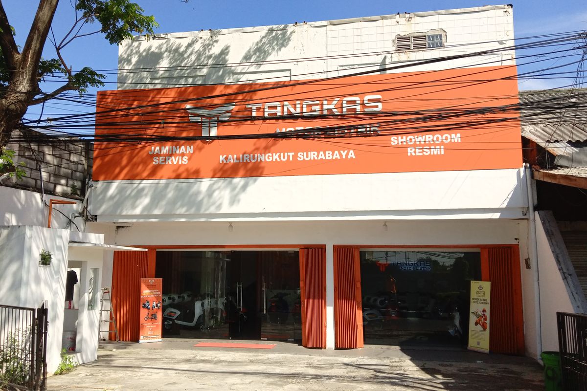 Tangkas Motor Listrik Resmikan Cabang Pertama di Surabaya