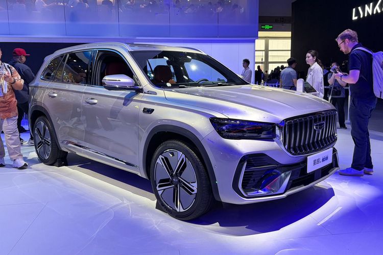 Teknologi Hybrid Geely: Konsumsi BBM 2,22 Liter untuk 100 Km