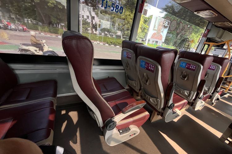 Pengalaman Naik Royaltrans Blok M-Cibubur, Kini Wajib Pesan Kursi