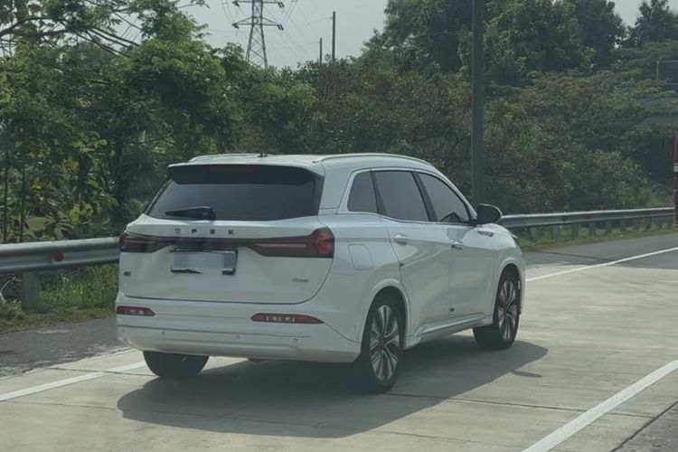 SUV Baru DFSK Tanpa Kamuflase, Sinyal Peluncuran Dalam Waktu Dekat