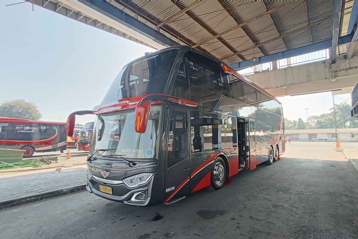 Mengapa Bus Tingkat Populer di Jakarta-Malang?