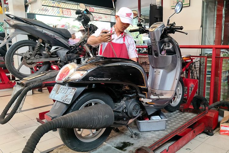 Berlaku sampai 31 Oktober, Servis Motor Honda Bisa Diskon 20 Persen