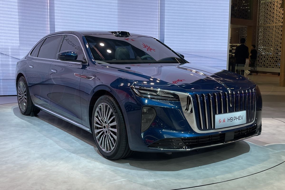Mobil China Hongqi Masuk Indonesia Tahun Depan