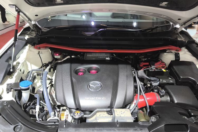 AutoExe Tawarkan Paket Modifikasi Mobil Mazda