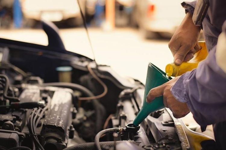 Periksa Air Radiator Sebelum Perjalanan Jauh, Cegah Mobil Overheat