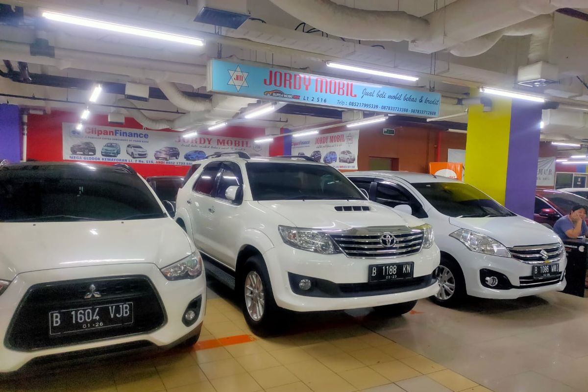 1 Dollar AS Tembus Rp 16.900, Harga Mobil Bekas Bisa Naik Segini