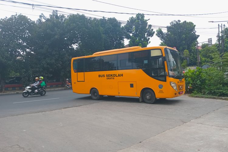 Mengenal Bus Sekolah di Jakarta: Layanan Reguler dan Zonasi