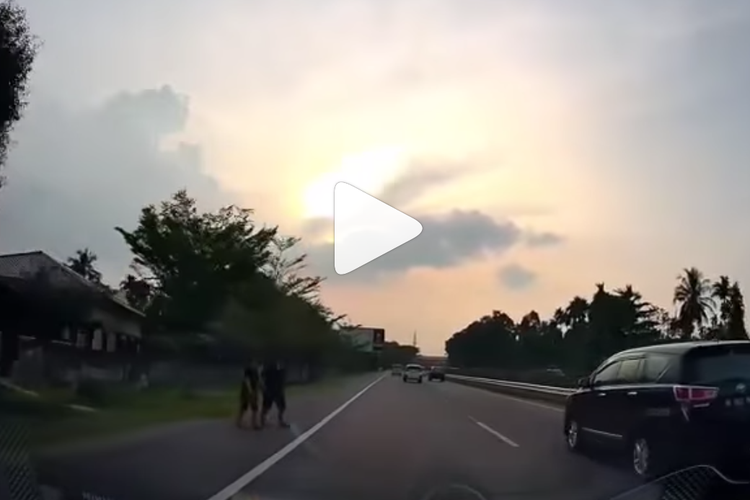 Kesaksian Pemilik Daschcam yang Rekam Kecelakaan Innova di Bahu Jalan