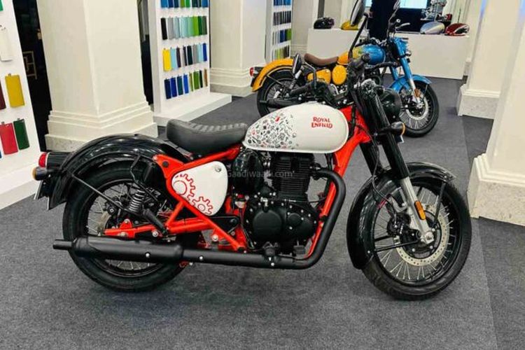Royal Enfield Factory Custom Program, Ubah Motor Sesuai Selera