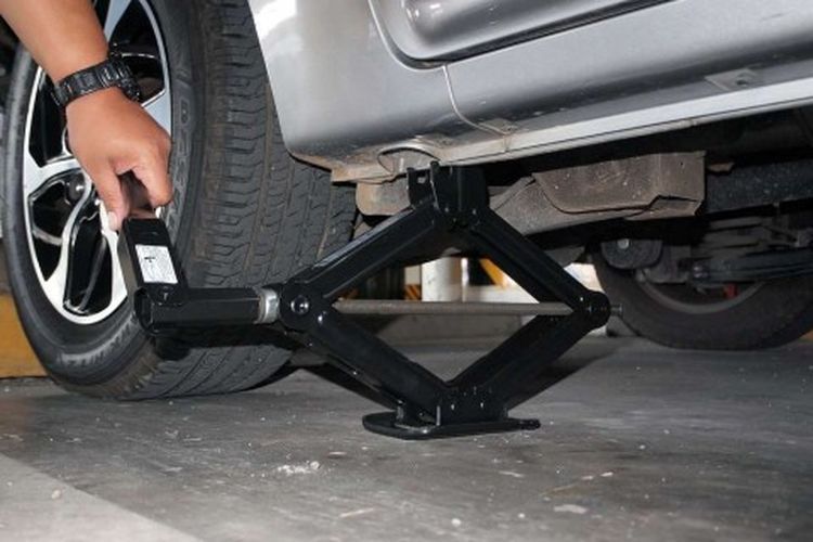 Biar Aman di Jalan, Ini 3 Barang Wajib di Mobil Saat Mudik