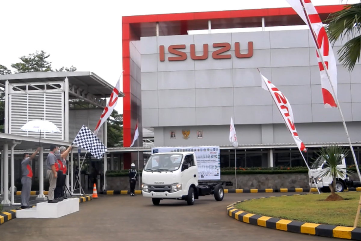 Isuzu Nilai Penurunan Suku Bunga BI Bisa Dongkrak Kinerja 2025