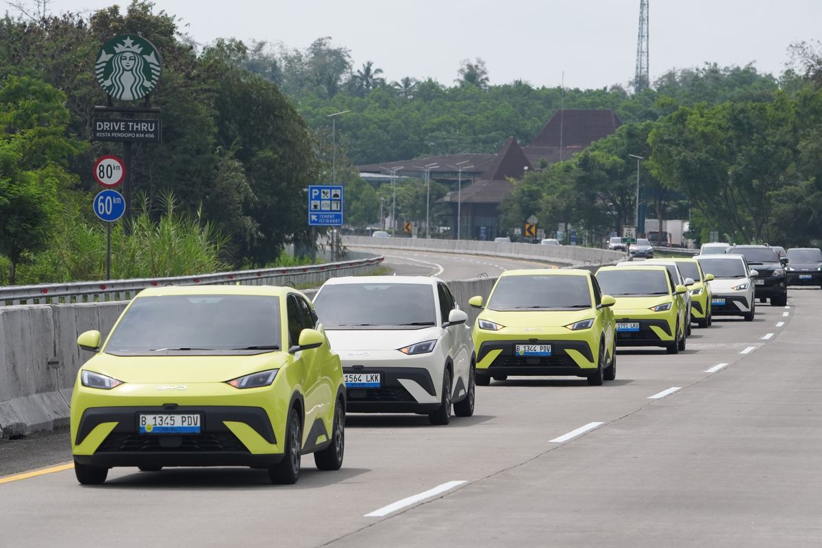 BYD, BYD Atto 1 Dipoles Karbon, Terinspirasi Huracan hingga Urus