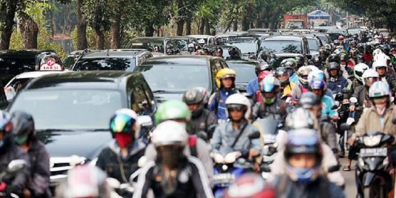 Redam Emosi Berkendara Saat Puasa