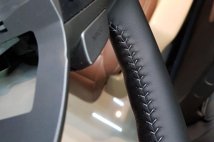 Masalah Umum Interior Mobil Jepang, Kulit Setir Cepat Rusak