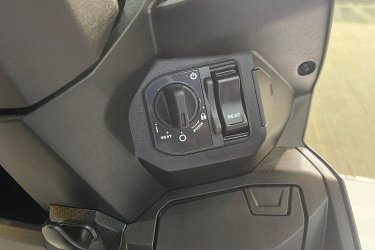 Ini yang Membuat Sinyal Remot Motor Honda Jadi Lemah