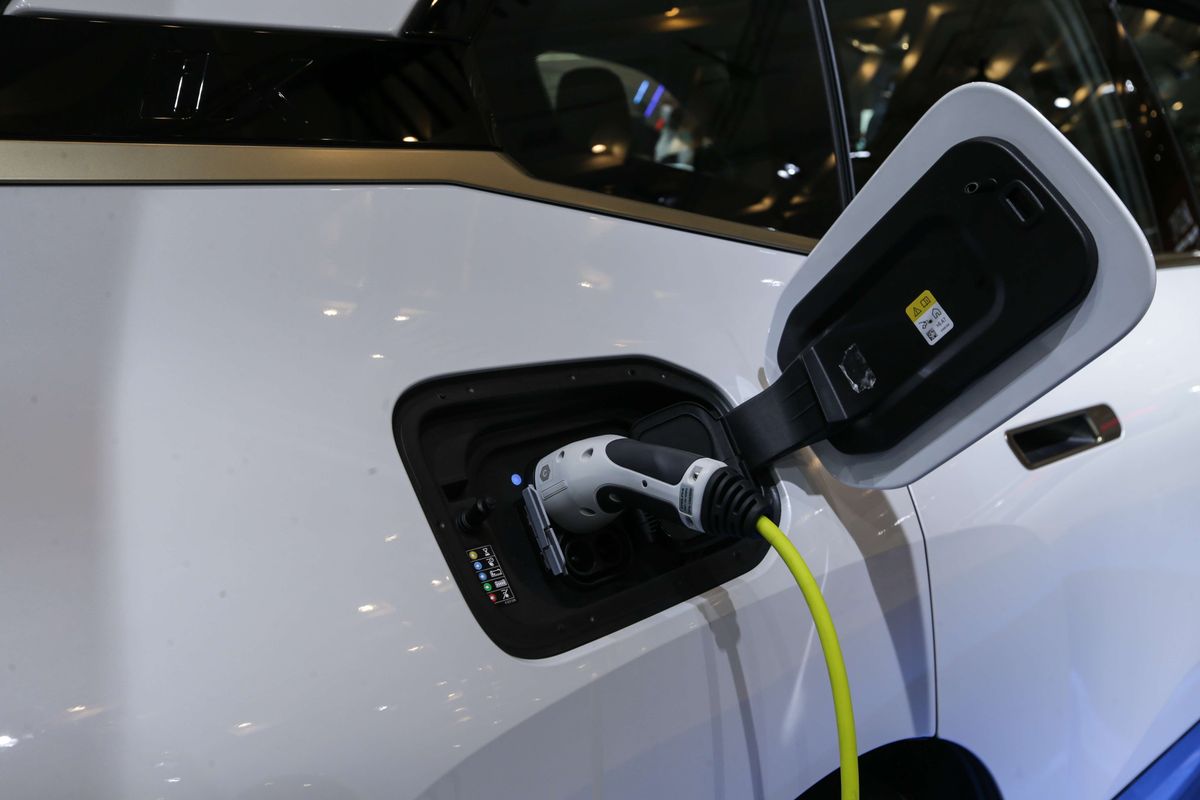 Risiko Mobil Listrik Terlalu Sering Pakai Fast Charging