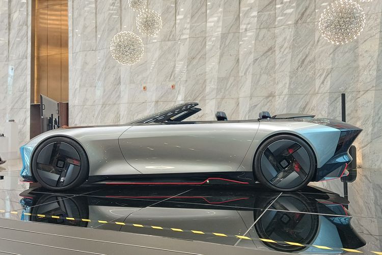Melihat Changan VIIA Concept, Cabriolet 3 Penumpang yang Elegan