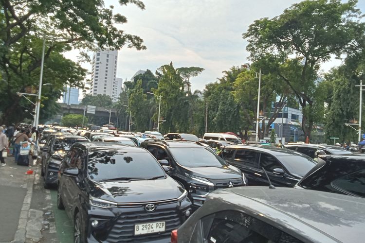 Rekayasa Lalu Lintas Pasar Rakyat di Monas, Ini Rute Alternatifnya