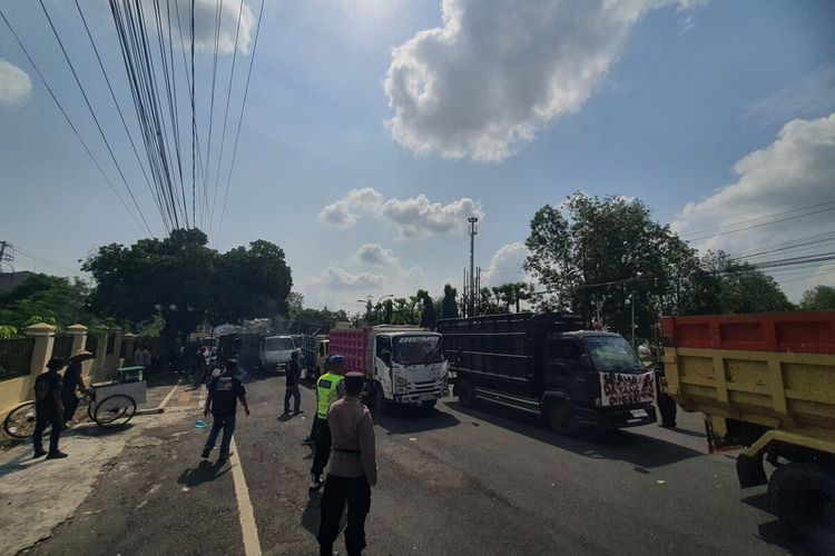 Kakorlantas Bakal Tegas Tindak Truk ODOL