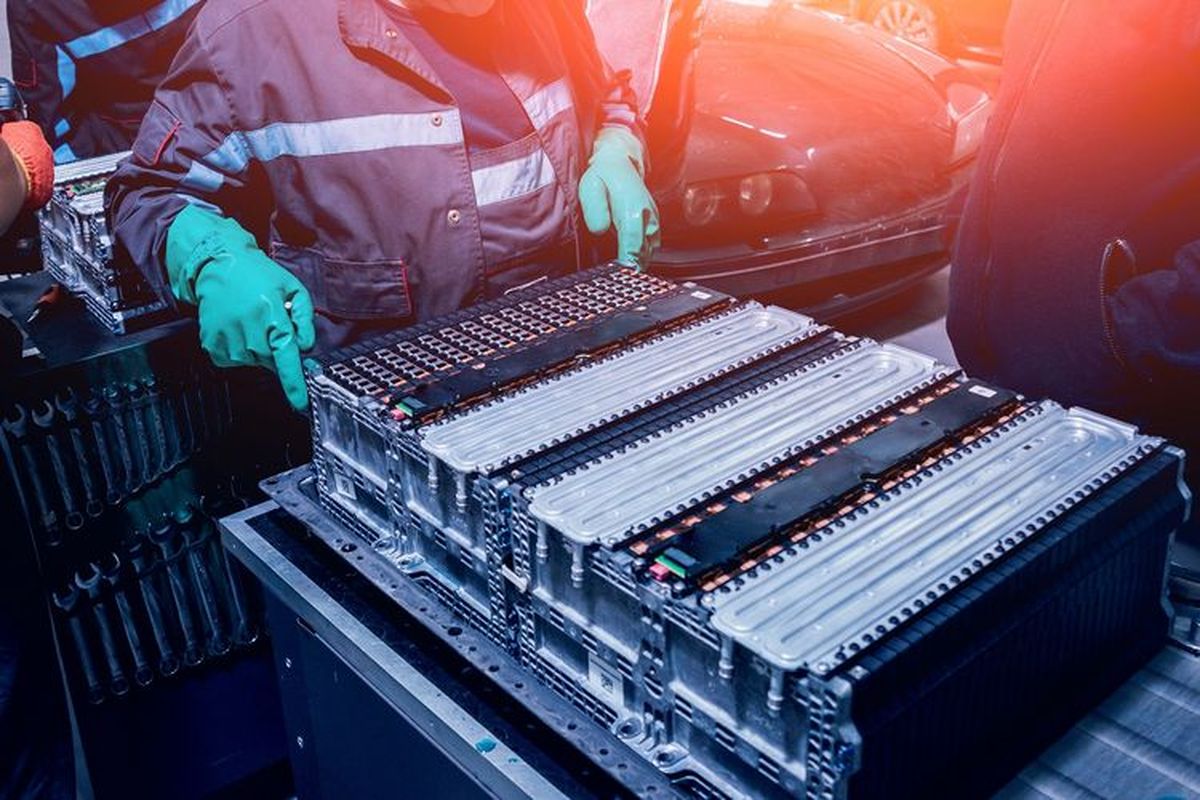 Pabrik Baterai EV di Karawang Siap Diresmikan Semester I 2026