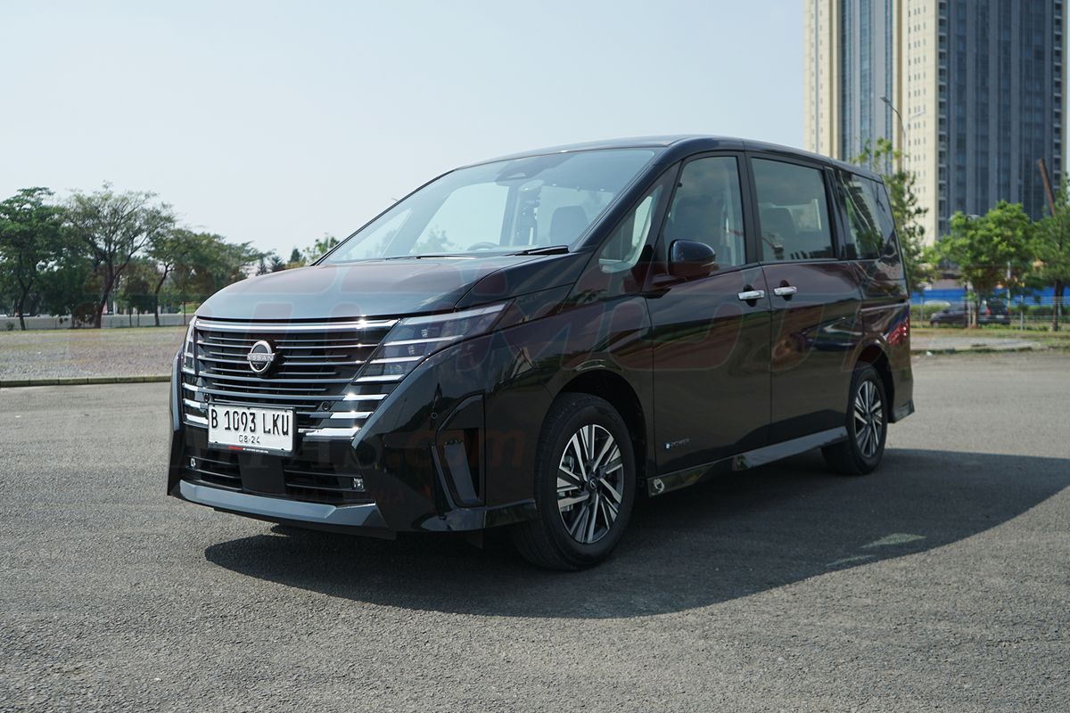Nissan, Nissan Serena, Penjualan Mobil Nissan Turun, Serena e-Power Jadi Harapan